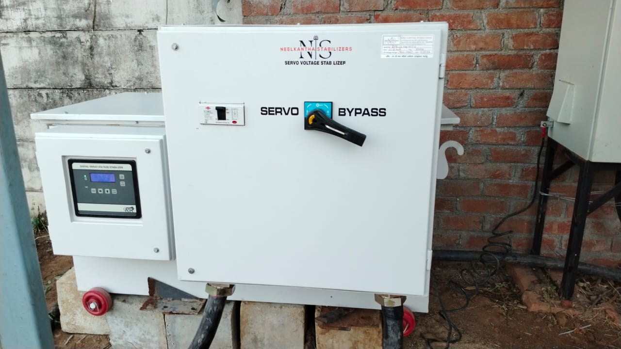 100-150 KVA Oil Cooled Stabilizer